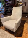Witte fauteuil allerlei stoffen mogelijk