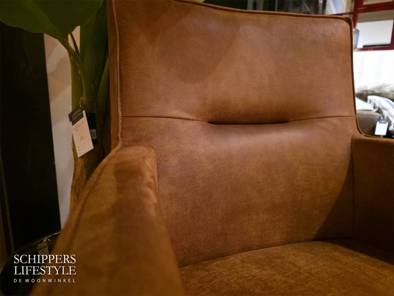 Eetkamerstoel luxe leer ingezoomd