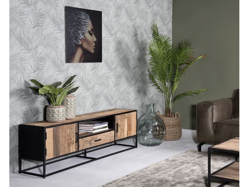Tv dressoir Dakota gemaakt van gerecycled oud hout gecombineerd met zwart staal