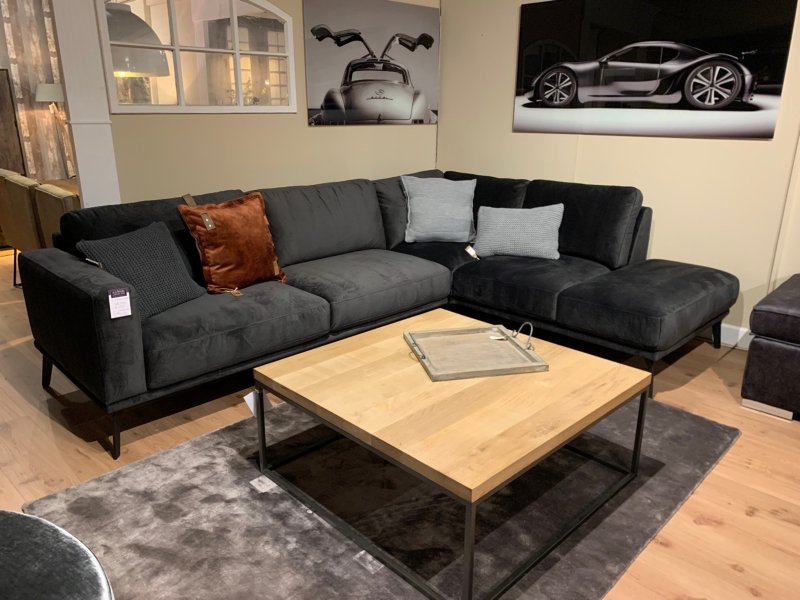 # zits plus ottomane Lotus