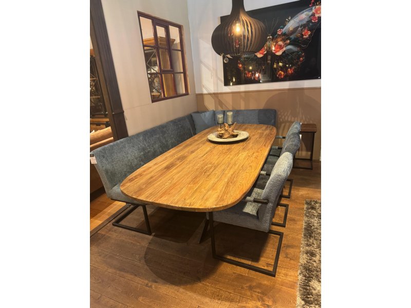 Eetkamertafel oud teak