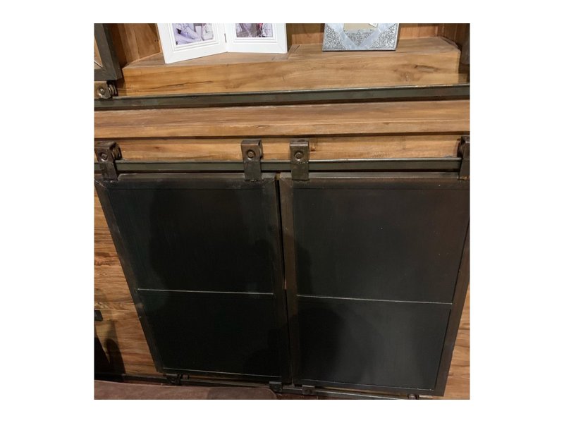 Teak Sideboard mit schwarzen Stahltüren