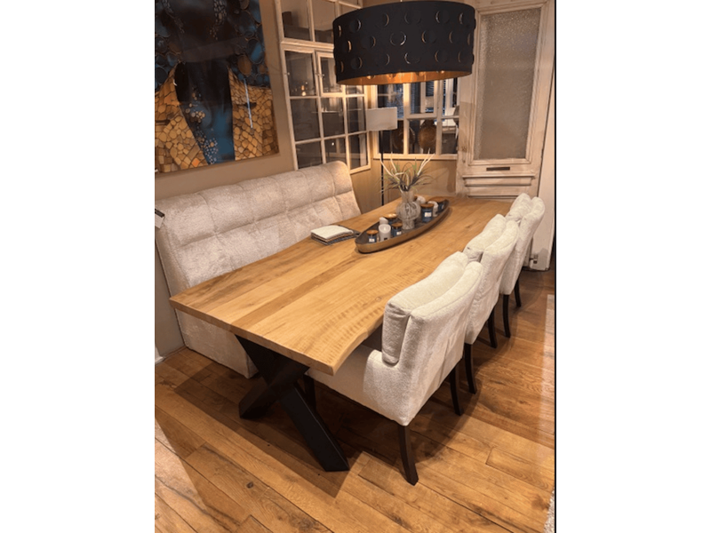 Eiken tafel met eetbank