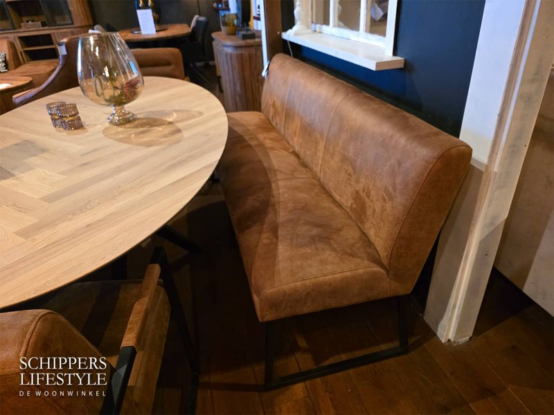 Ook eetbank Kathleen mogelijk